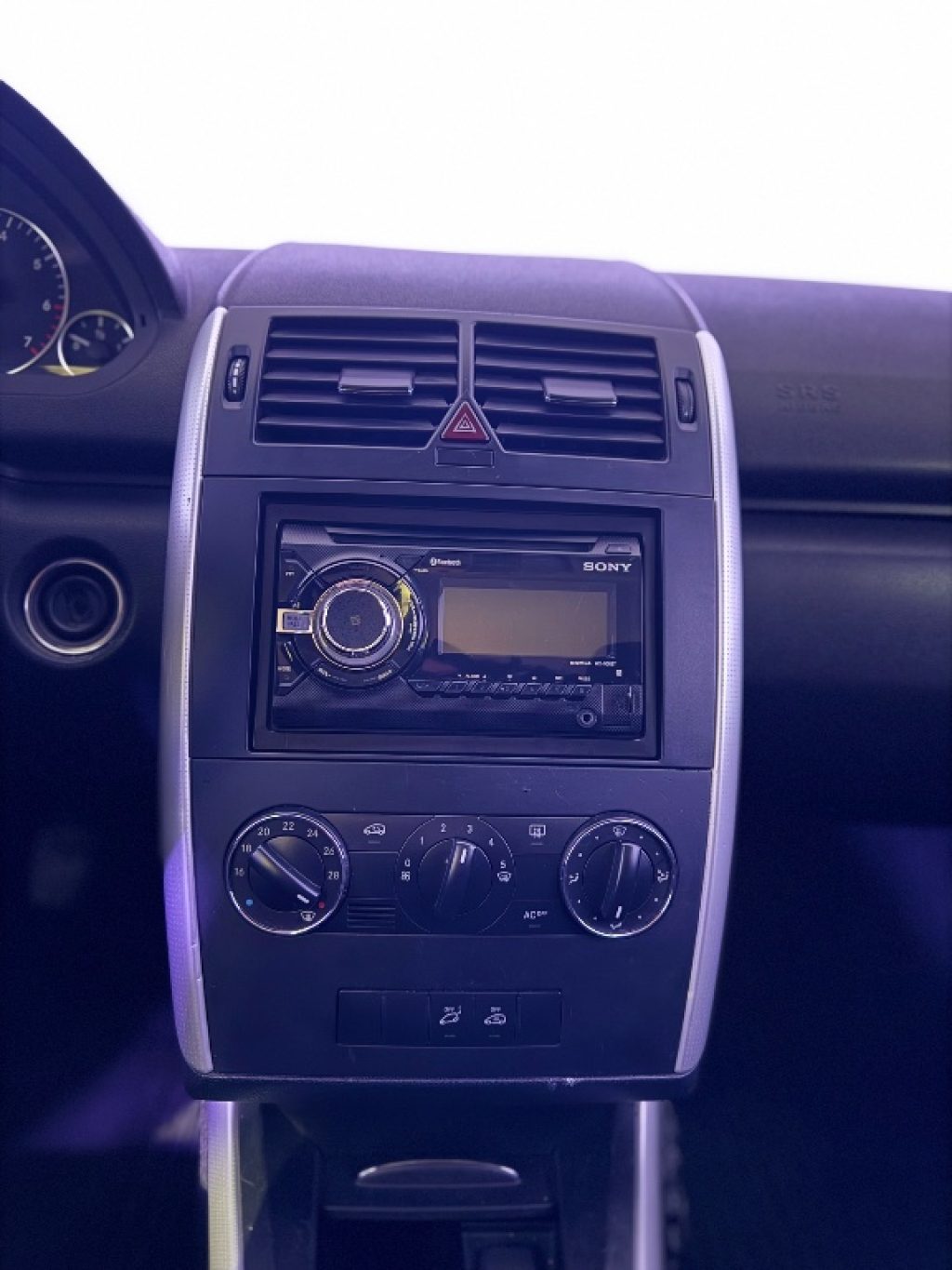 MERCEDES-BENZ A 170 Avantgarde - 17