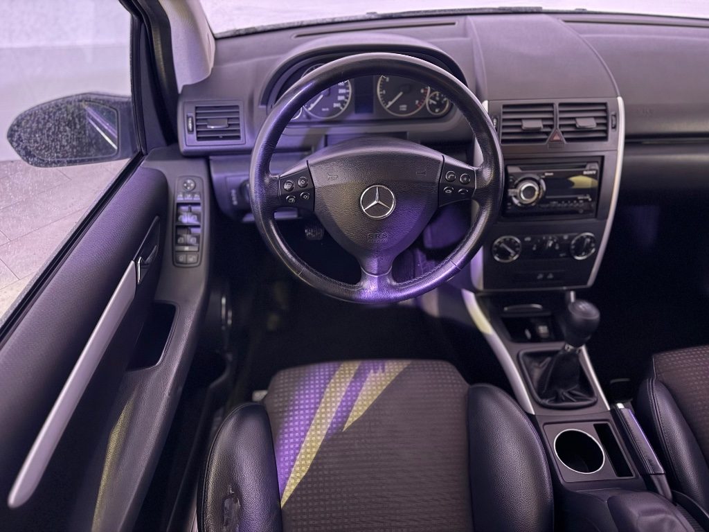 MERCEDES-BENZ A 170 Avantgarde - 14