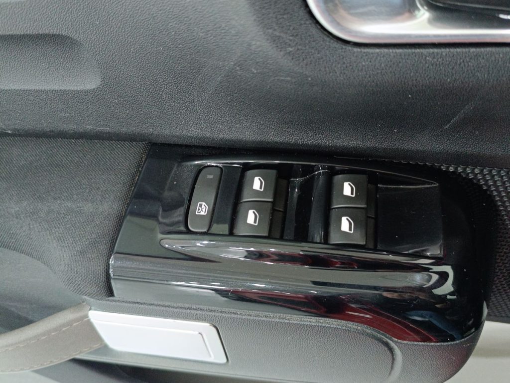 CITROEN C3 PureTech 82 Shine - 20