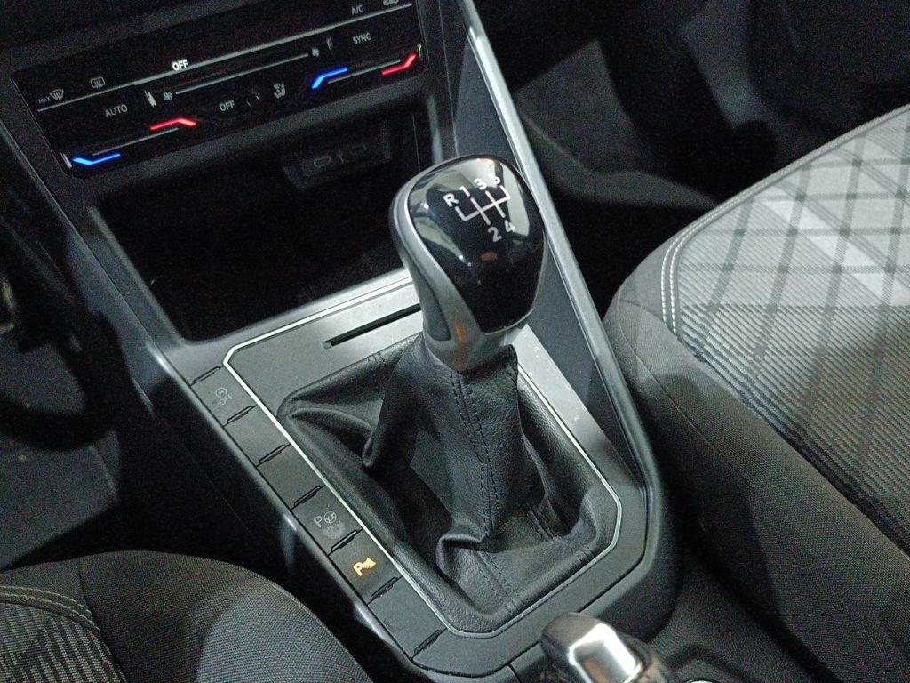 VOLKSWAGEN Polo 1.0 TSI R-Line - 8