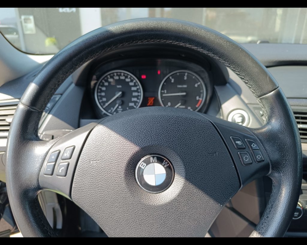 BMW X1 xDrive25dA X Line - 11