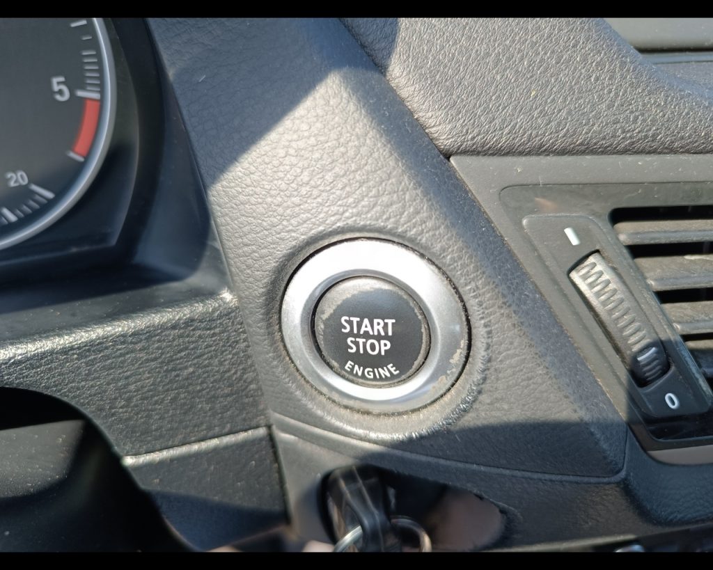 BMW X1 xDrive25dA X Line - 12