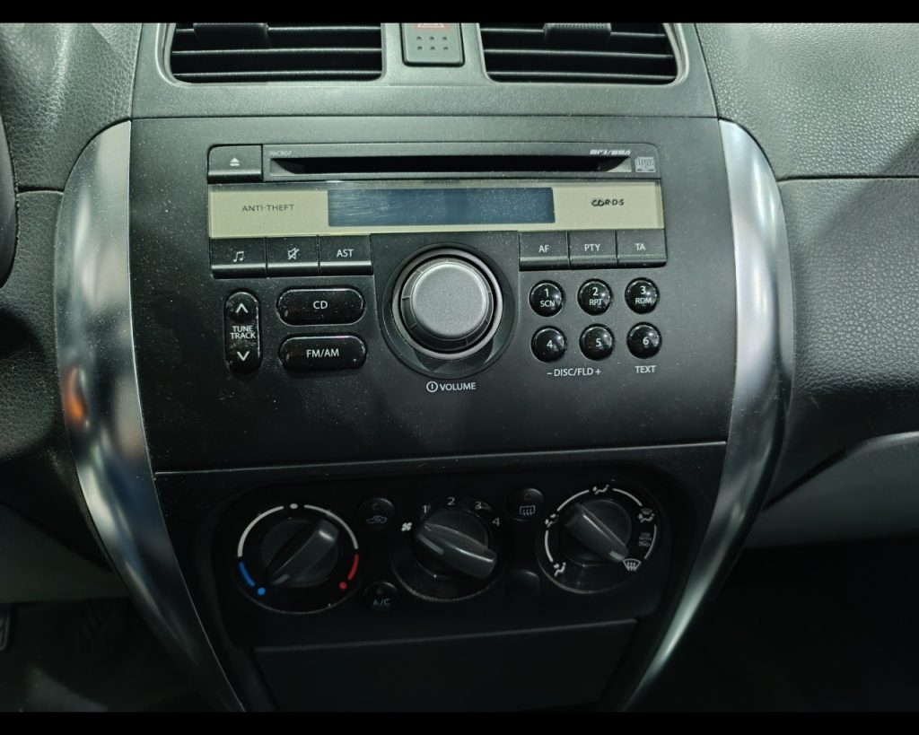 SUZUKI SX4 1.9 DDiS 4WD Outdoor Line - 9