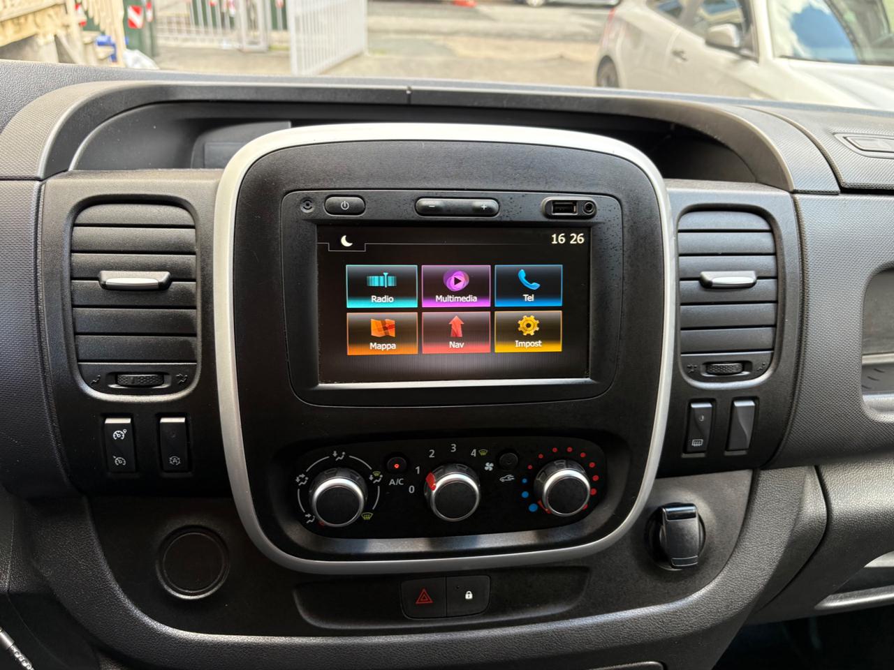 FIAT Talento 2.0 Ecojet 145CV PL-TA Furg 12q 15900€ +IVA - 14