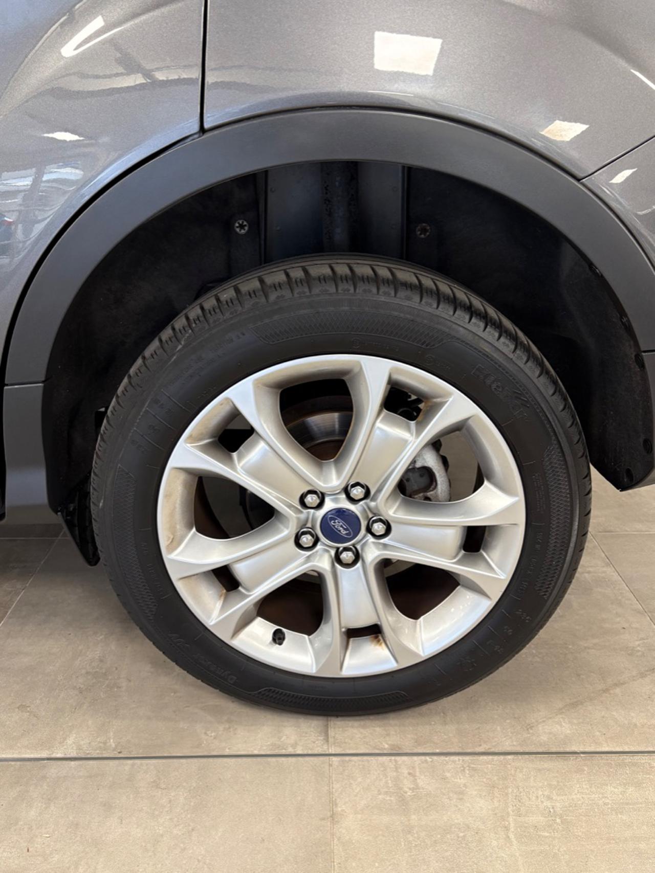 FORD Kuga 2.0 TDCI 150 CV S&S 2WD Titanium - 16