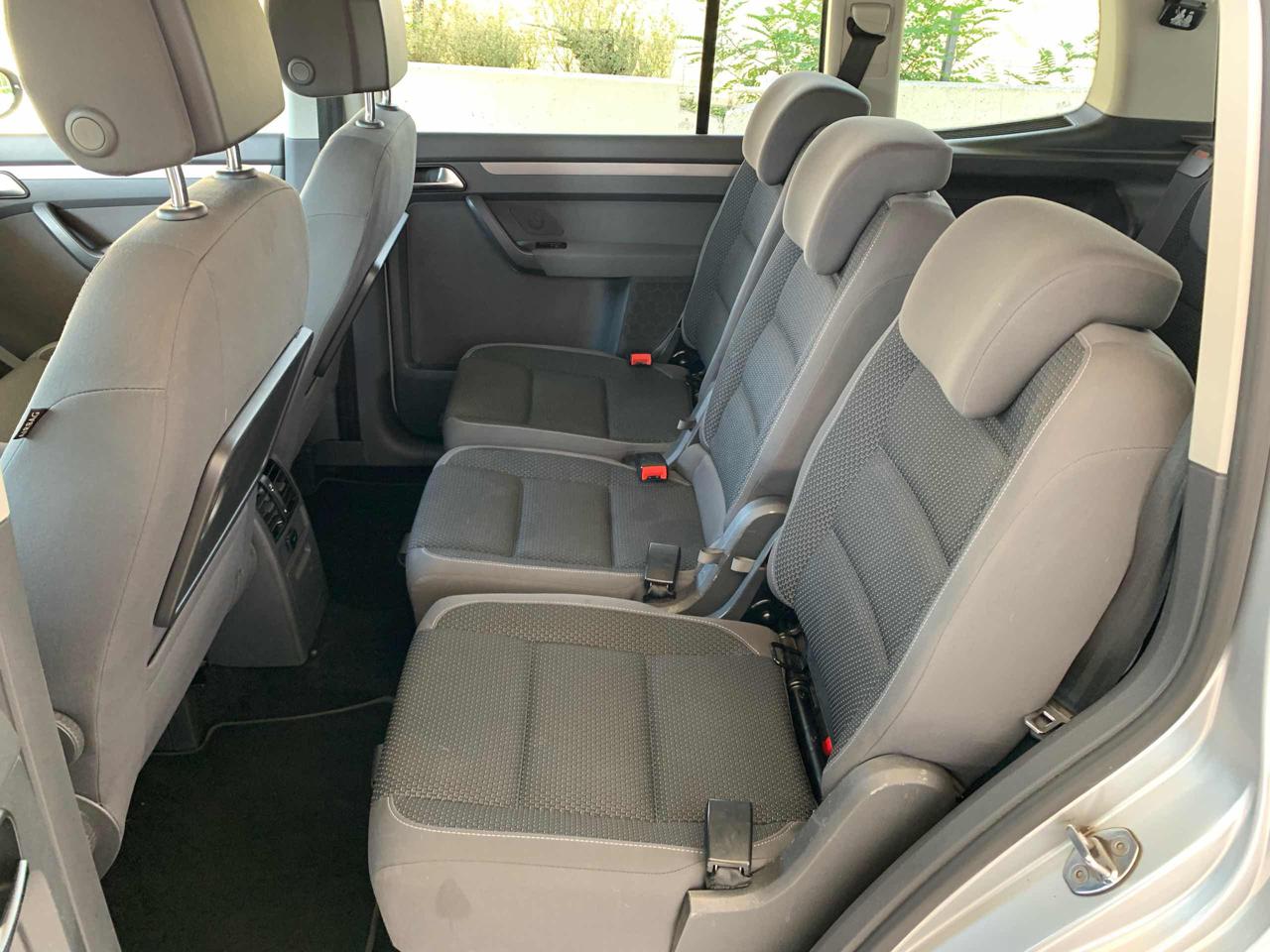 VOLKSWAGEN Touran Business 1.6 TDI DSG 7 POSTI OK NEOPATENTATI C.AUT - 15