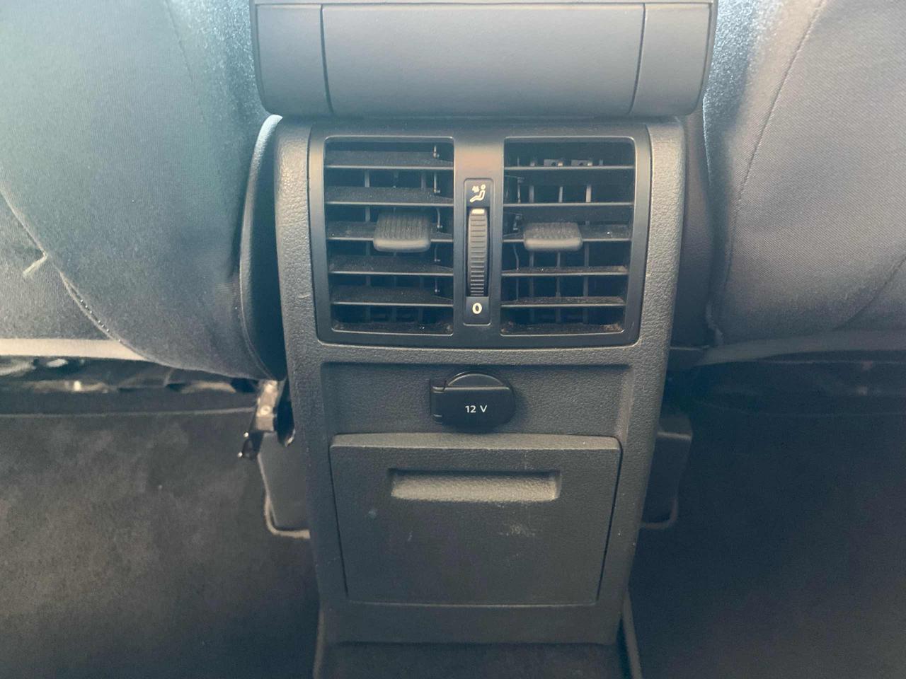 VOLKSWAGEN Touran Business 1.6 TDI DSG 7 POSTI OK NEOPATENTATI C.AUT - 36