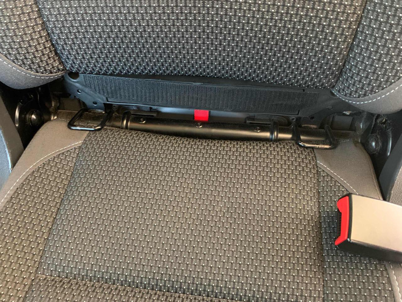 VOLKSWAGEN Touran Business 1.6 TDI DSG 7 POSTI OK NEOPATENTATI C.AUT - 17