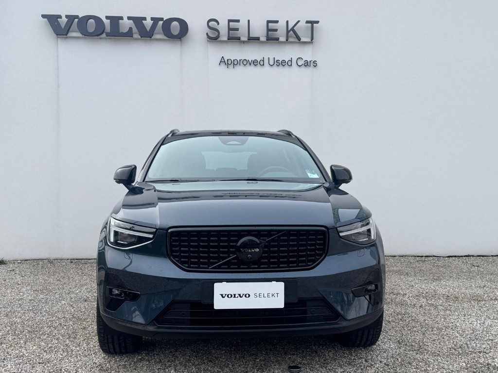 VOLVO XC40 B3 automatico Ultra Black Edition - Foto 2