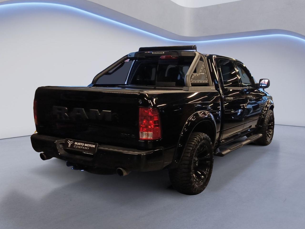 RAM 1500 V8 Crew Cab Limited GPL 395cv AUTOCARRO - 2