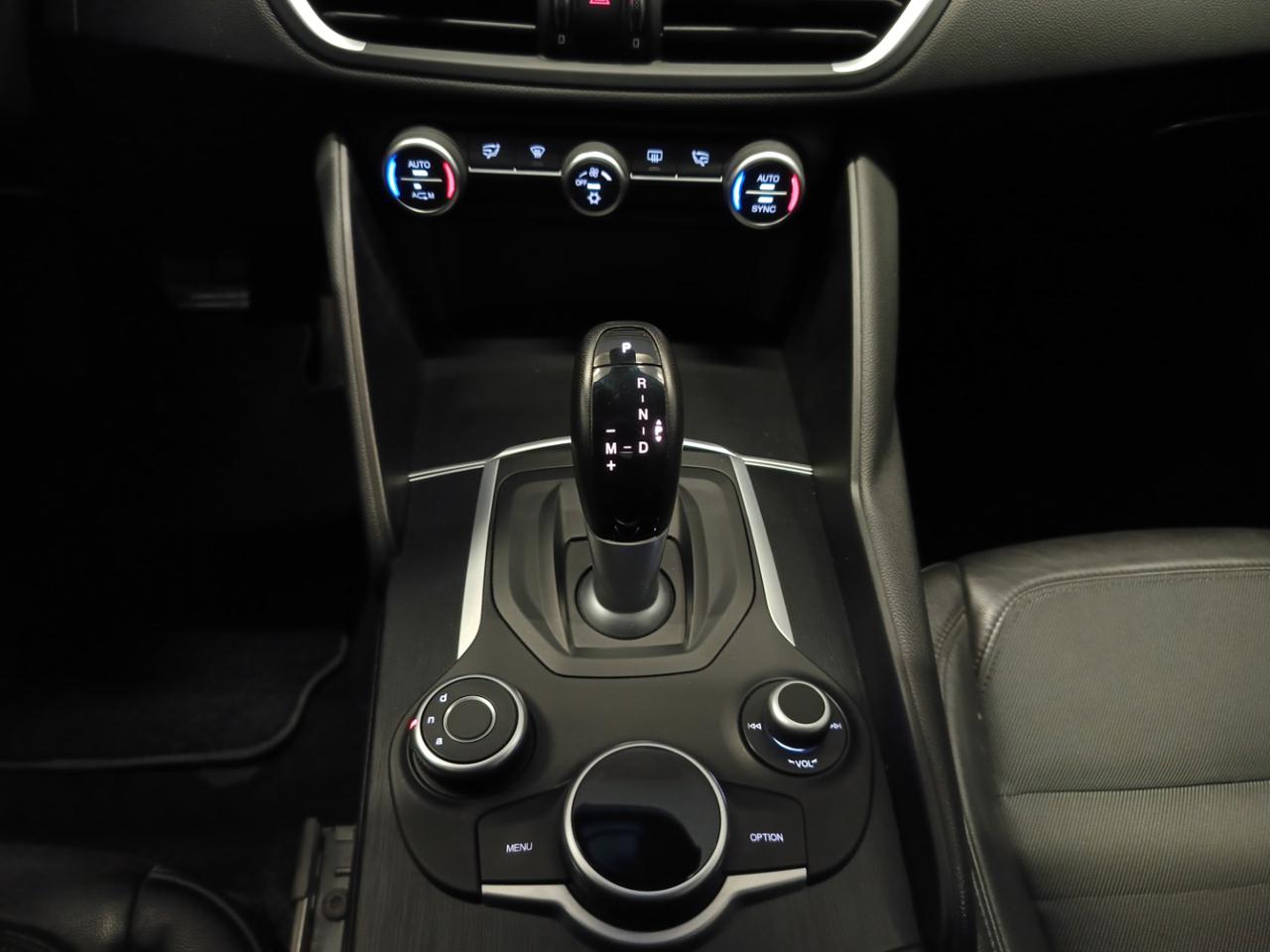 ALFA ROMEO Giulia 2.0 Turbo 200 CV AT8 Super - 15