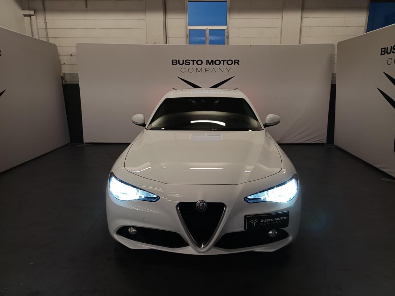 ALFA ROMEO Giulia 2.0 Turbo 200 CV AT8 Super - 2