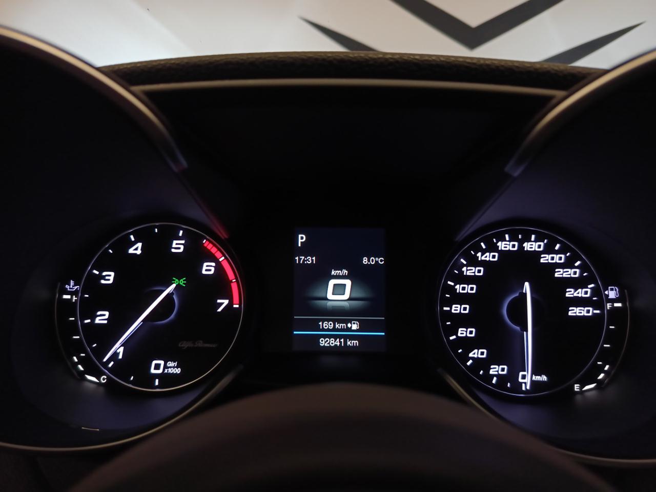 ALFA ROMEO Giulia 2.0 Turbo 200 CV AT8 Super - 12