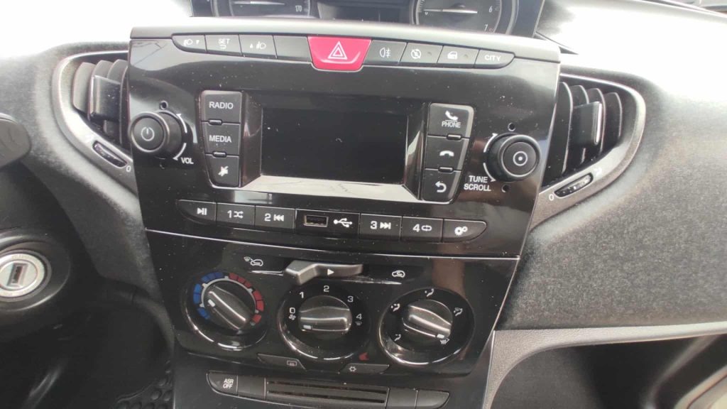 LANCIA Ypsilon 1.2 69 CV 5 porte S&S Elefantino Blu - 13