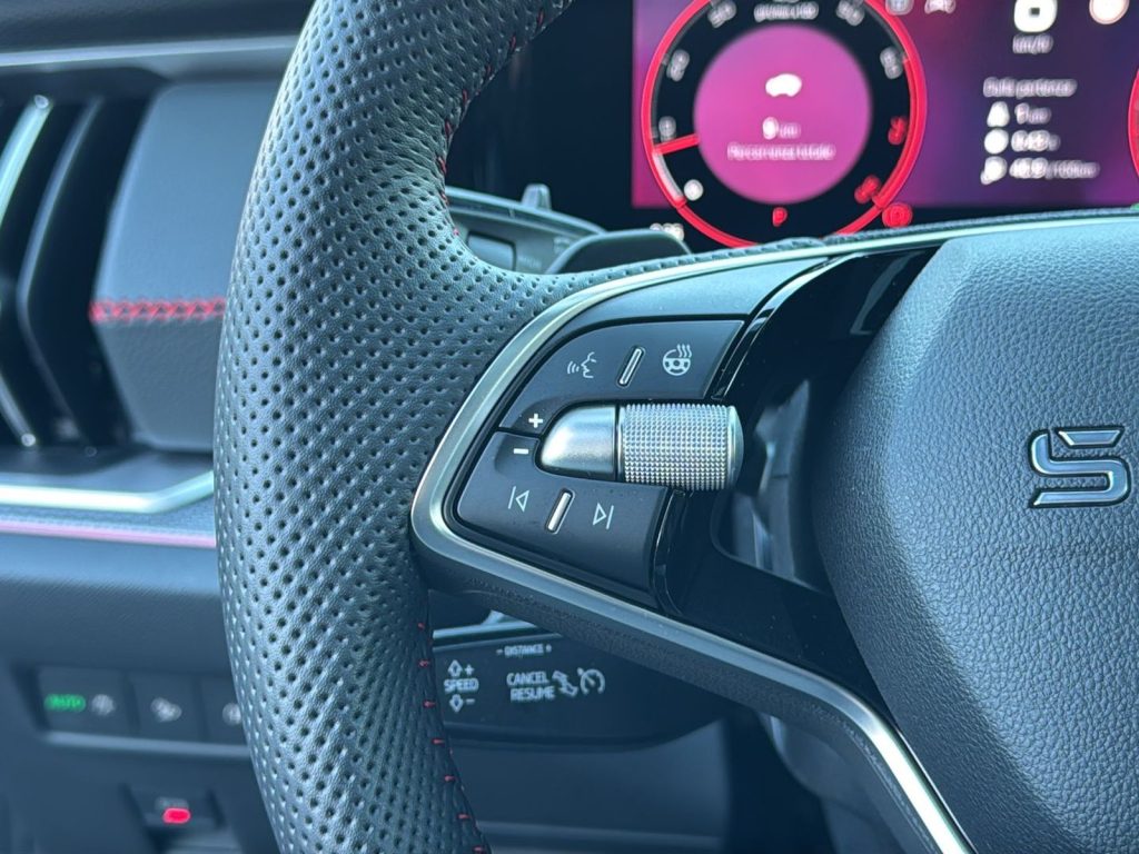 SKODA Kodiaq 2.0 tsi rs 4x4 265cv dsg 7p.ti - 20