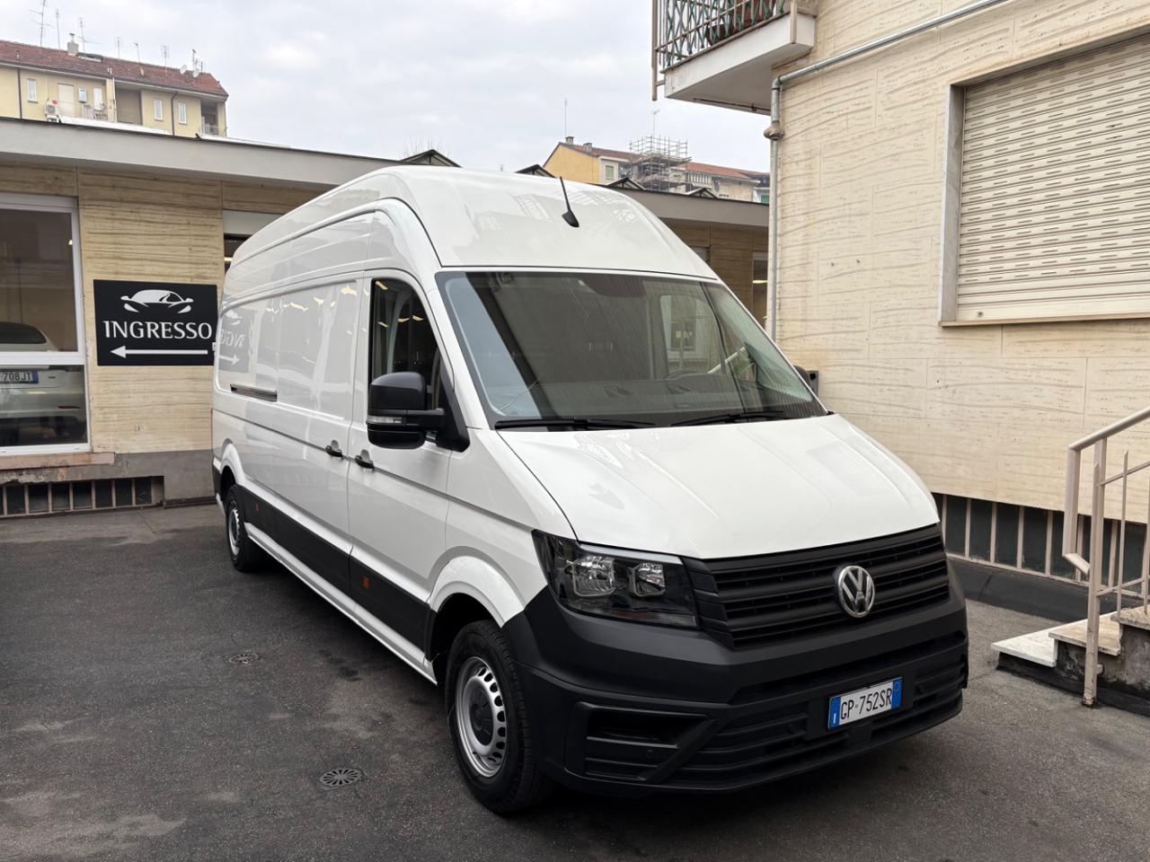 VOLKSWAGEN Crafter 35 2.0 TDI 140CV PL-SL-TA Furgone € 23500+ IVA - 4