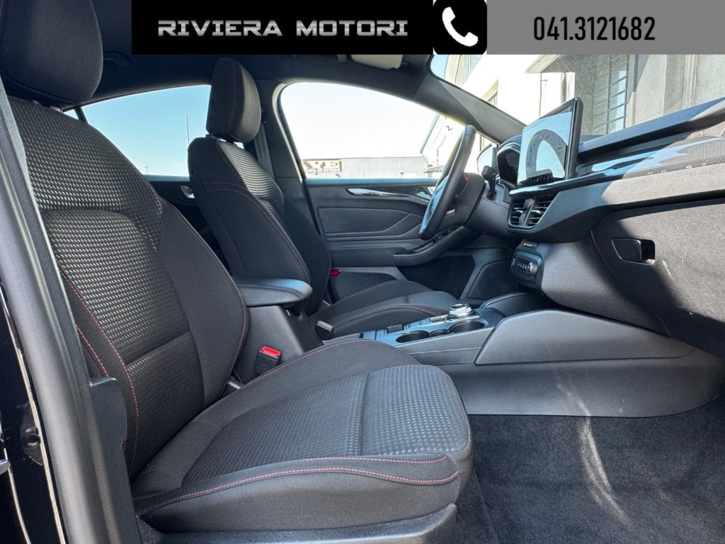 FORD Focus 1.0 EcoBoost Hybrid 155 CV automatico 5p. ST-Line - 9