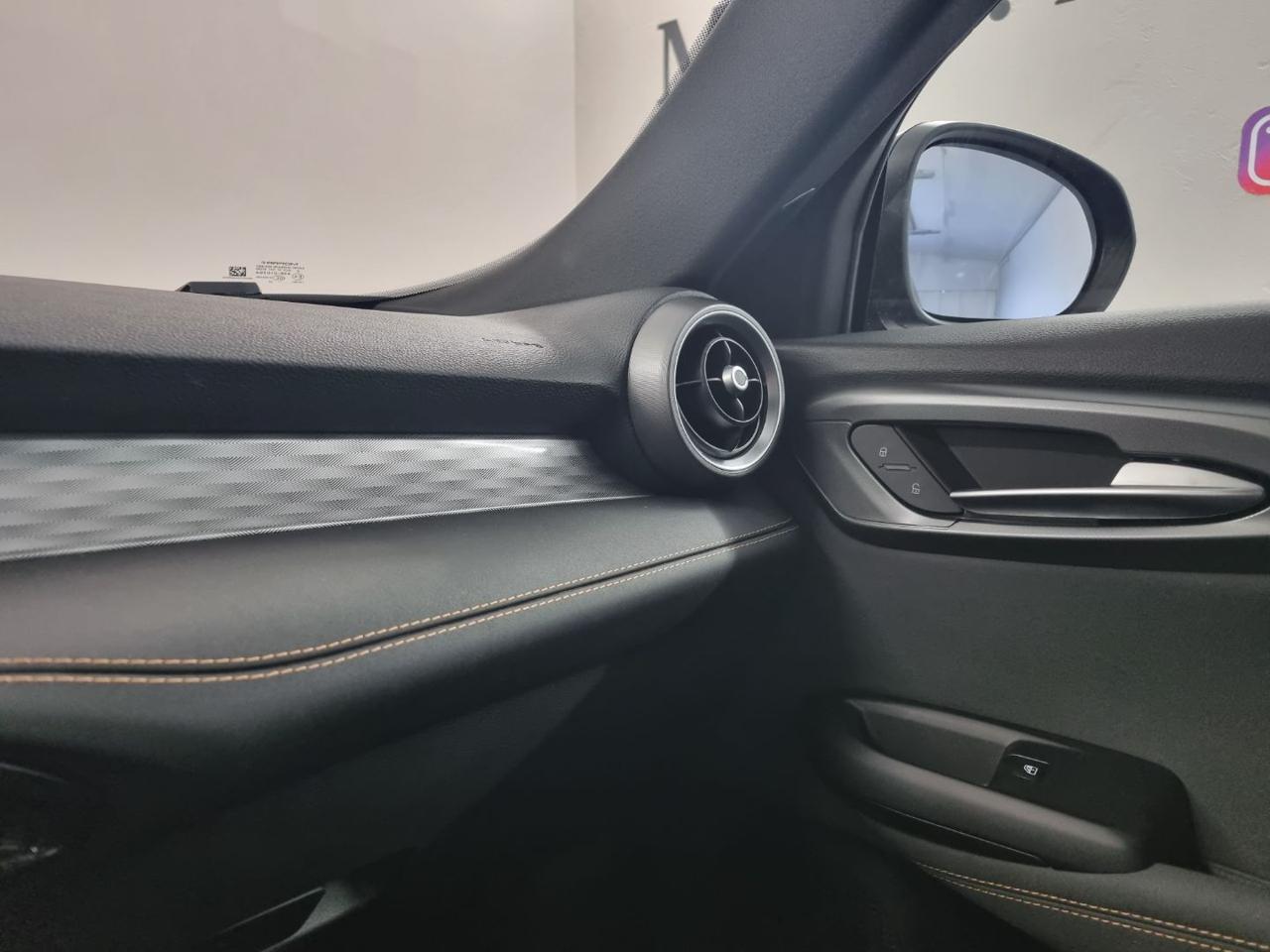 ALFA ROMEO Tonale 1.5 160 CV MHEV TCT7 Veloce - 30