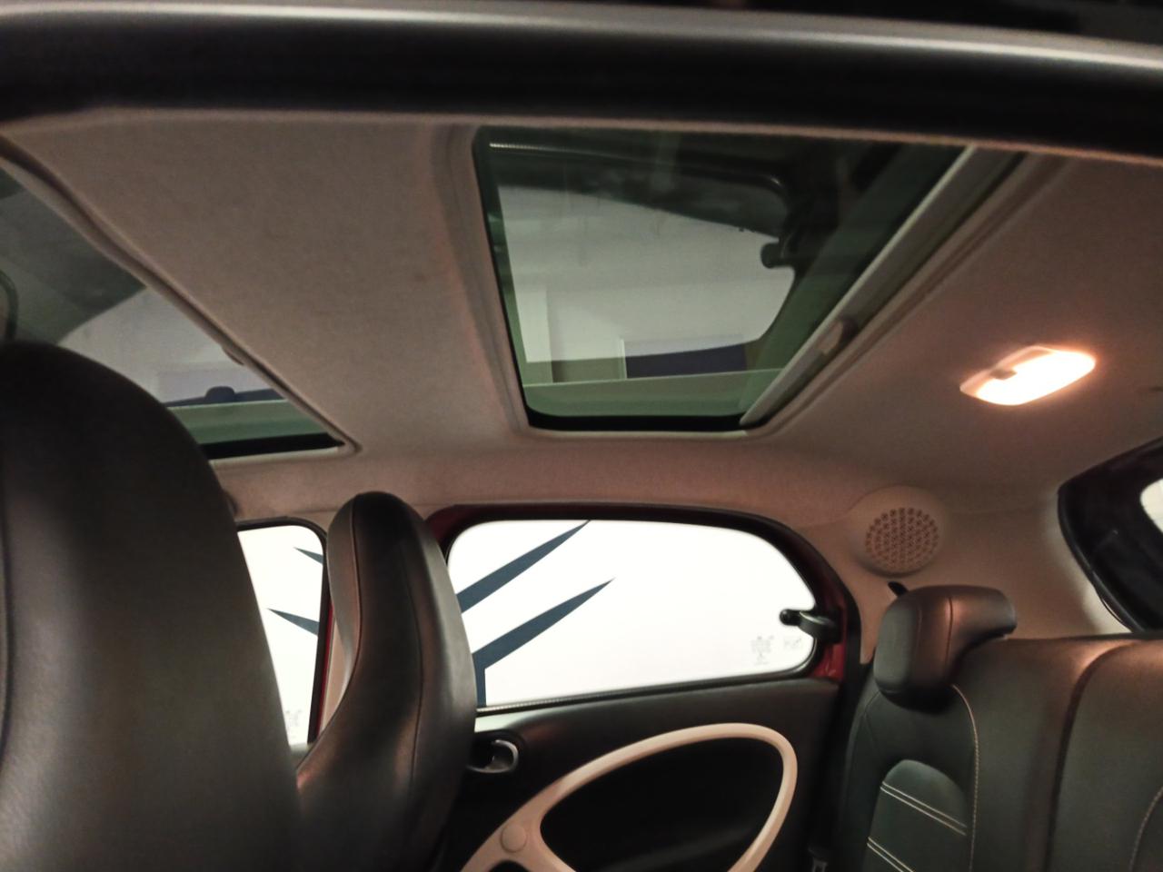 SMART ForFour 70 1.0 Prime - 12