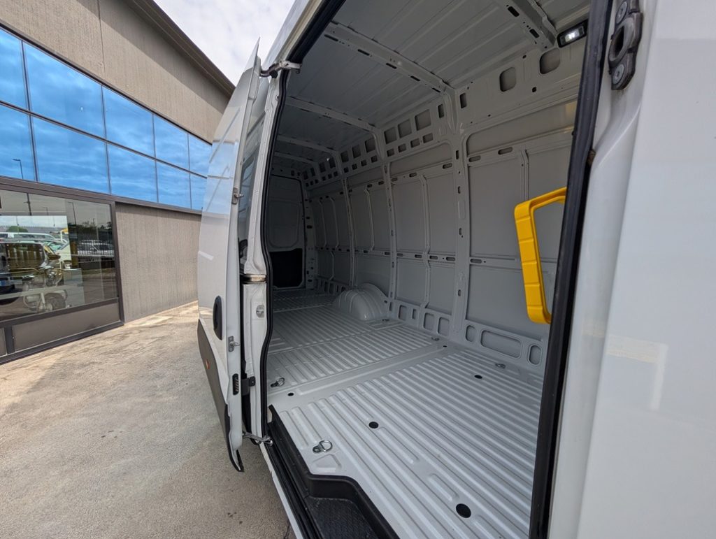 IVECO Daily 35C12 V 4100 H3 Quad-Tor RG Furgone - 8