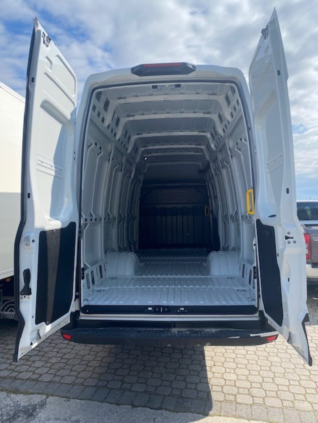 IVECO Daily 35C12 V 4100 H3 Quad-Tor RG Furgone - 21