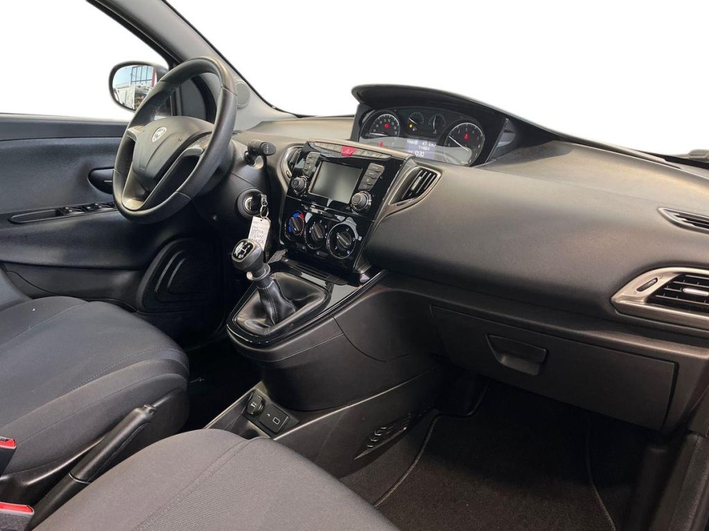 LANCIA Ypsilon 1.2 69 CV 5 porte S&S Gold - 15