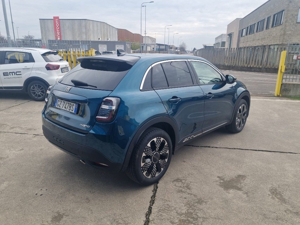 FIAT 600 Hybrid 100 CV DCT MHEV La Prima Aziendale - 5