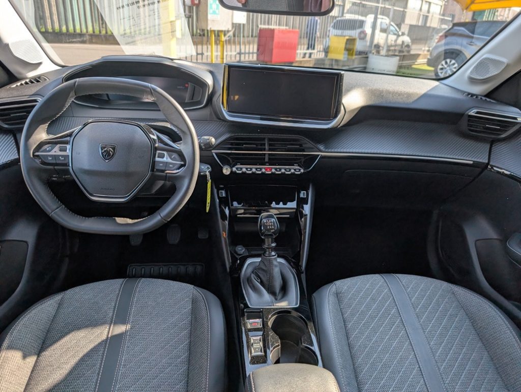 PEUGEOT 208 PureTech 100 S&S 5P Allure AZIENDA OK NEOPATENTATI - 31