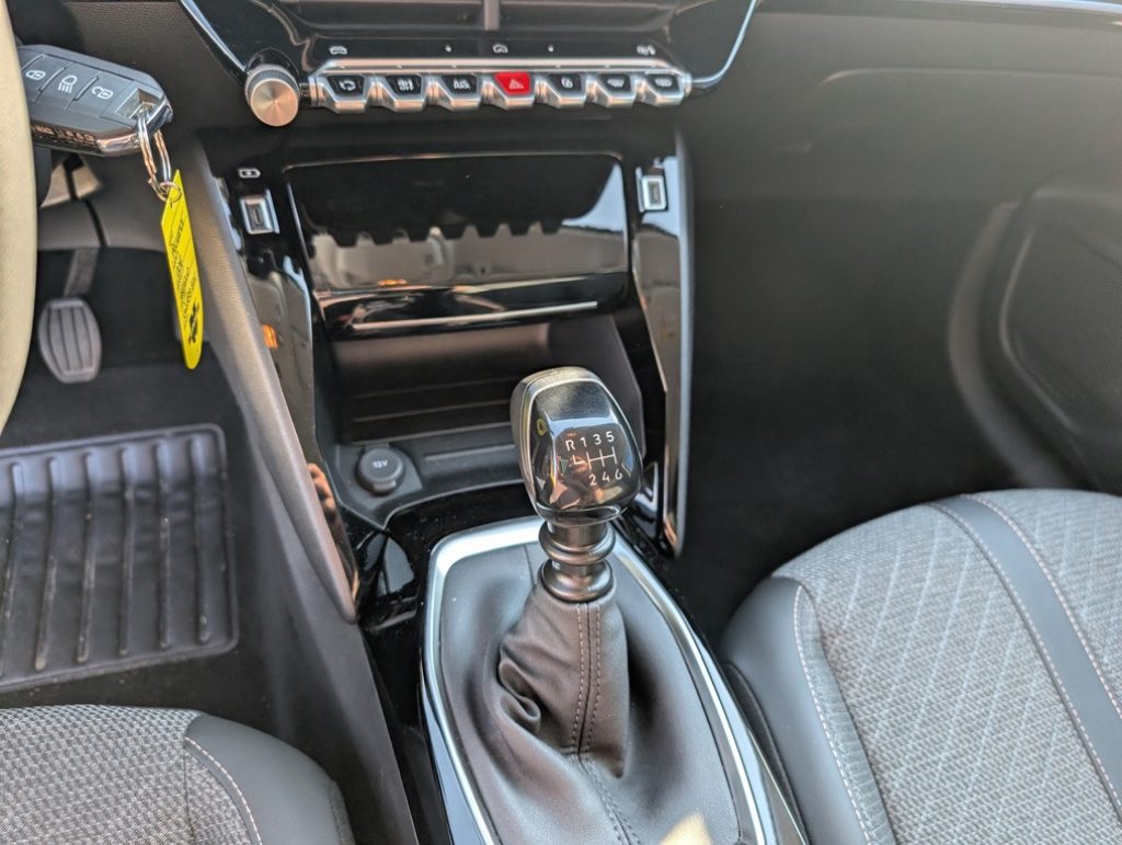 PEUGEOT 208 PureTech 100 S&S 5P Allure AZIENDA OK NEOPATENTATI - 34