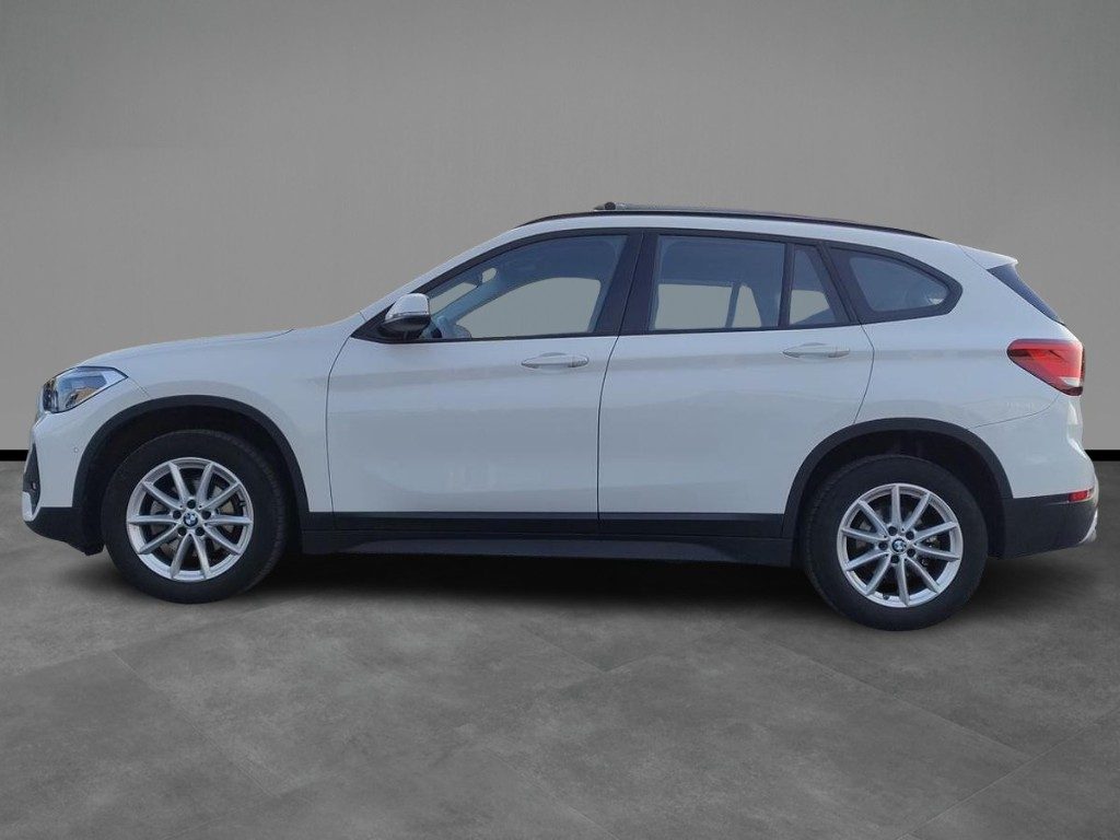BMW X1 sDrive16d Business Advantage - 3