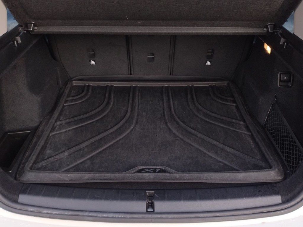 BMW X1 sDrive16d Business Advantage - 16