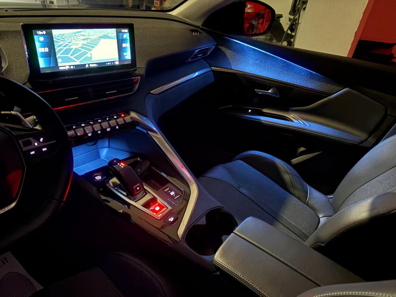 PEUGEOT 3008 1.5 BlueHDi 130 S&S Allure Pack C.AUTOMATICO - 19