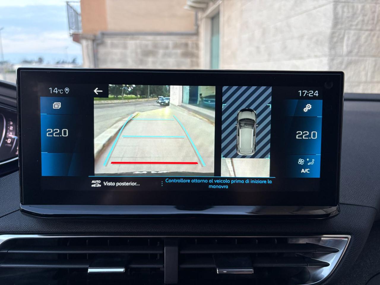 PEUGEOT 3008 1.5 BlueHDi 130 S&S Allure Pack C.AUTOMATICO - 22