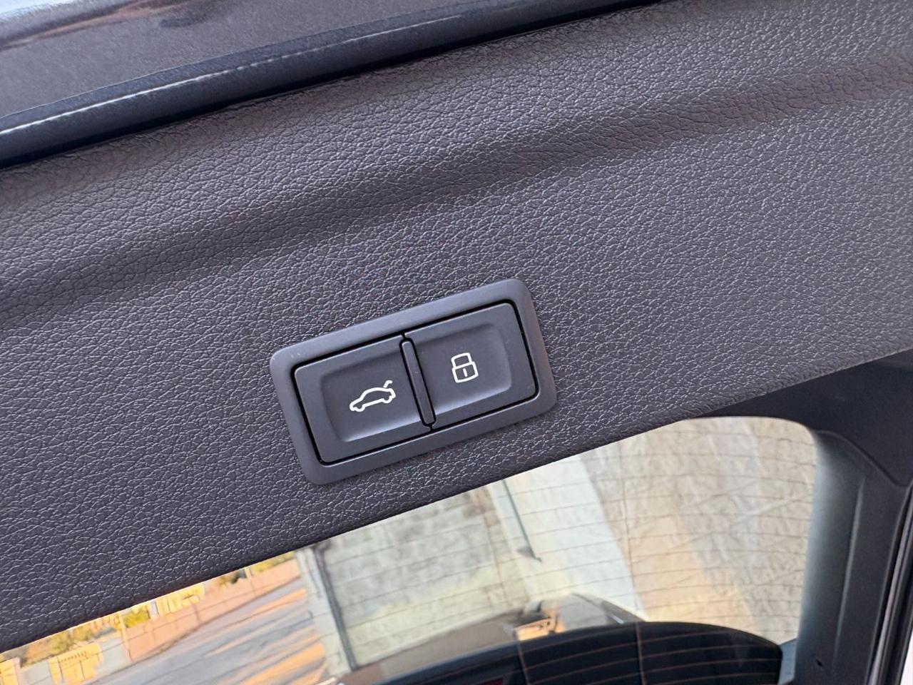 AUDI Q3 SPB Sportback 35 TDI S tronic S line edition - 23