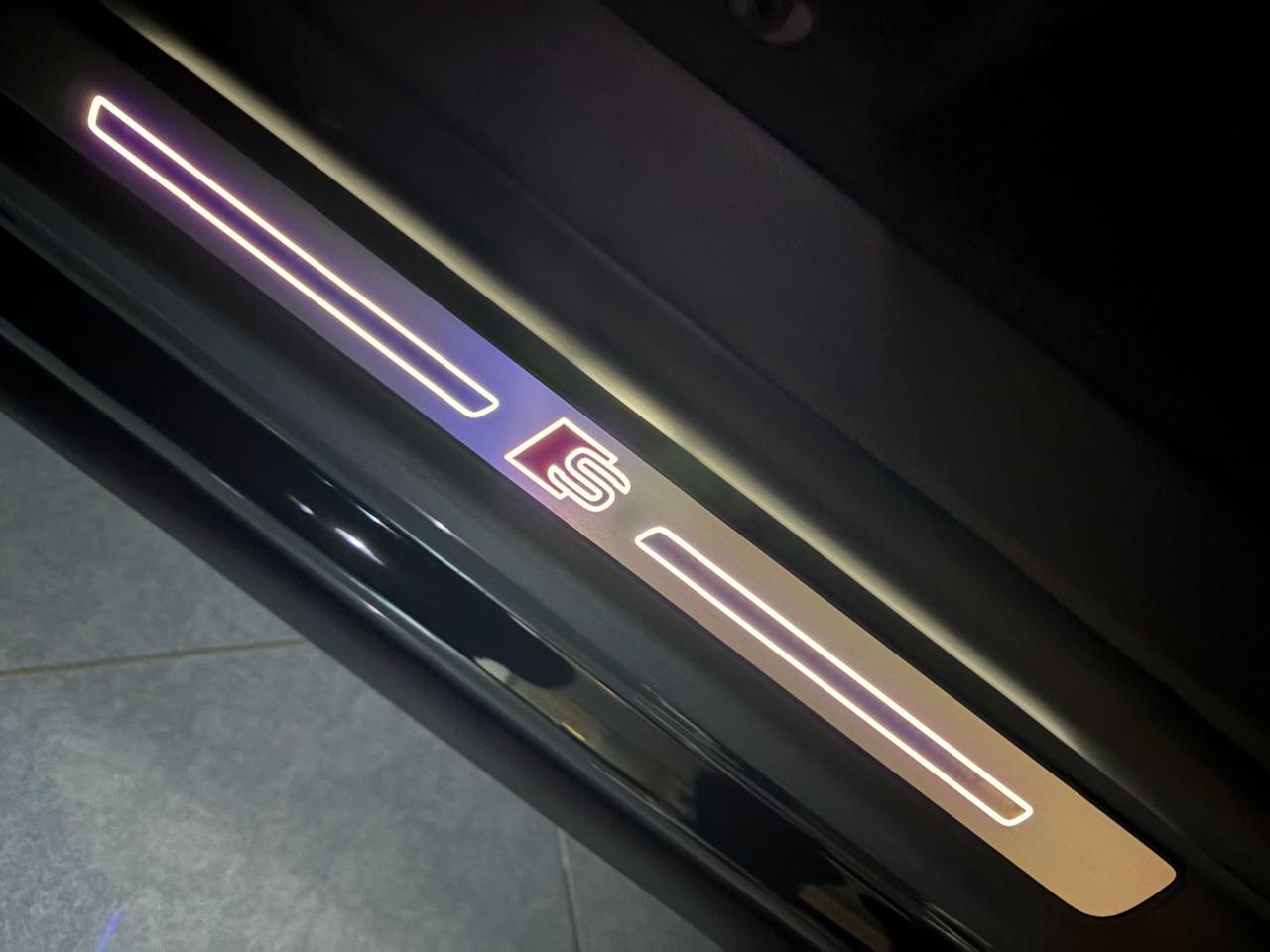 AUDI Q8 50 TDI 286 CV quattro tiptronic S line edition. - 51