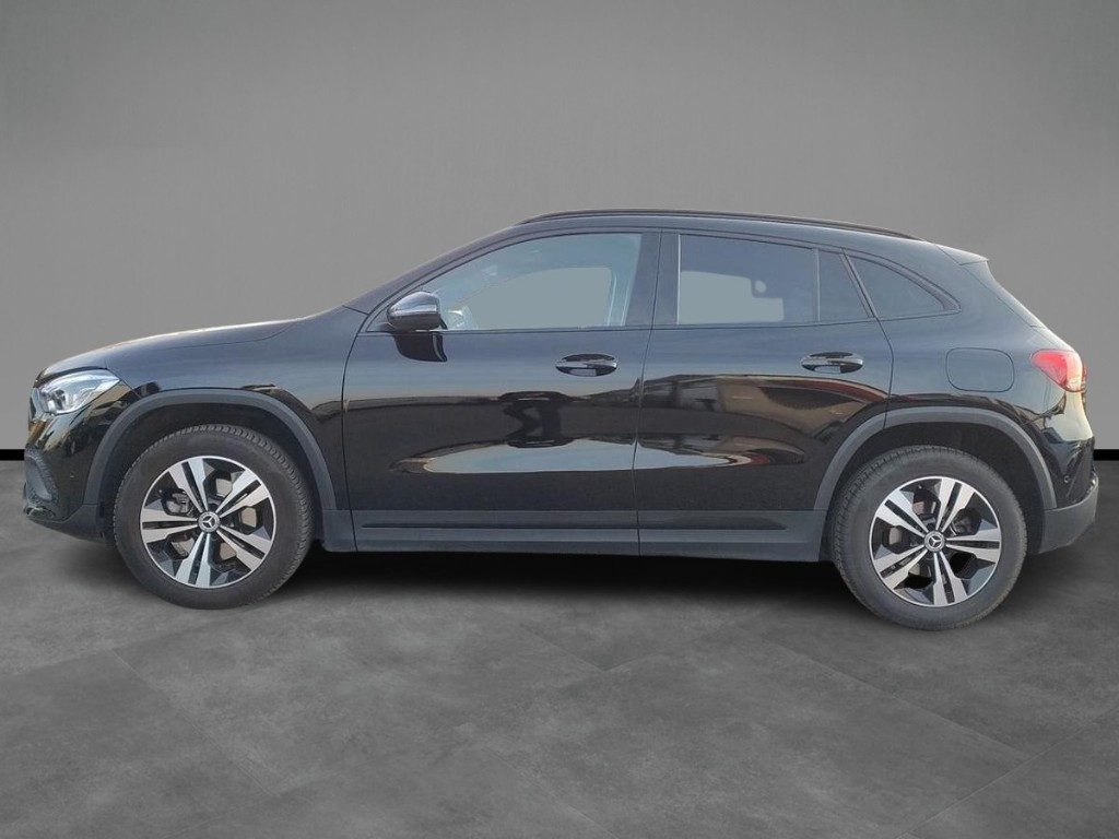 MERCEDES-BENZ GLA 200 d Automatic Sport - 2