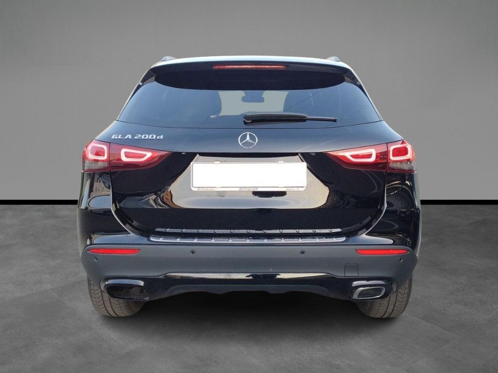 MERCEDES-BENZ GLA 200 d Automatic Sport - 4
