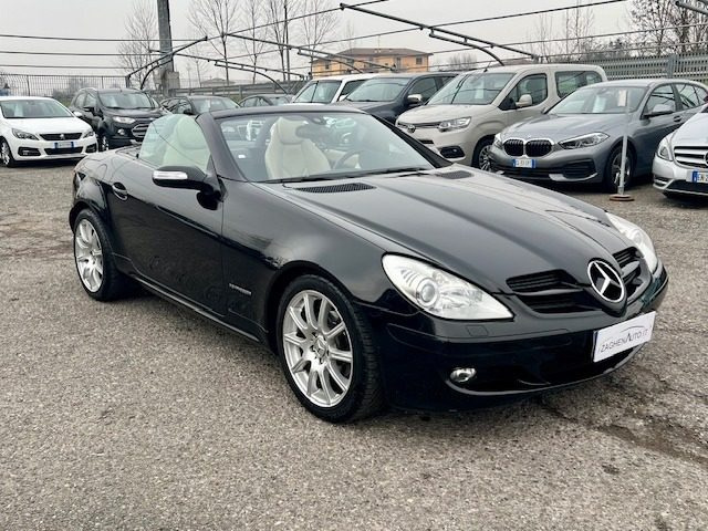 MERCEDES-BENZ SLK 200 Nero metallizzato