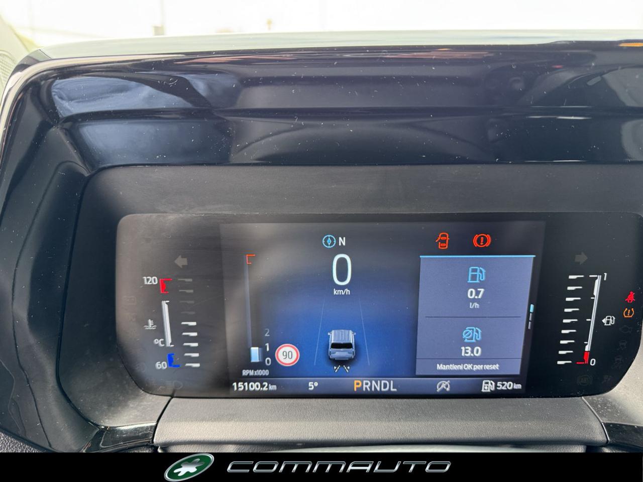 FORD Tourneo Courier 1.0 EcoBoost Titanium - 17