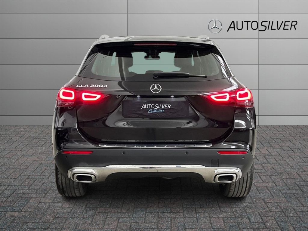 MERCEDES-BENZ GLA 200 d Automatic Sport Plus - 4