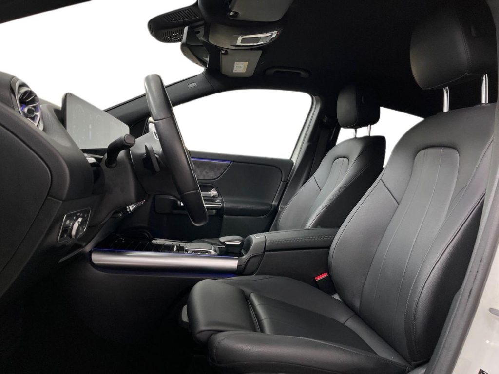 MERCEDES-BENZ GLA 200 d 4matic Sport Plus - 10