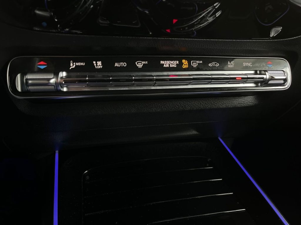 MERCEDES-BENZ GLA 200 d 4matic Sport Plus - 13