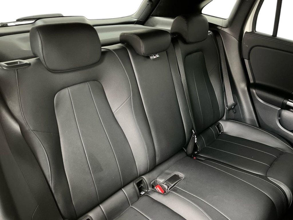 MERCEDES-BENZ GLA 200 d 4matic Sport Plus - 16