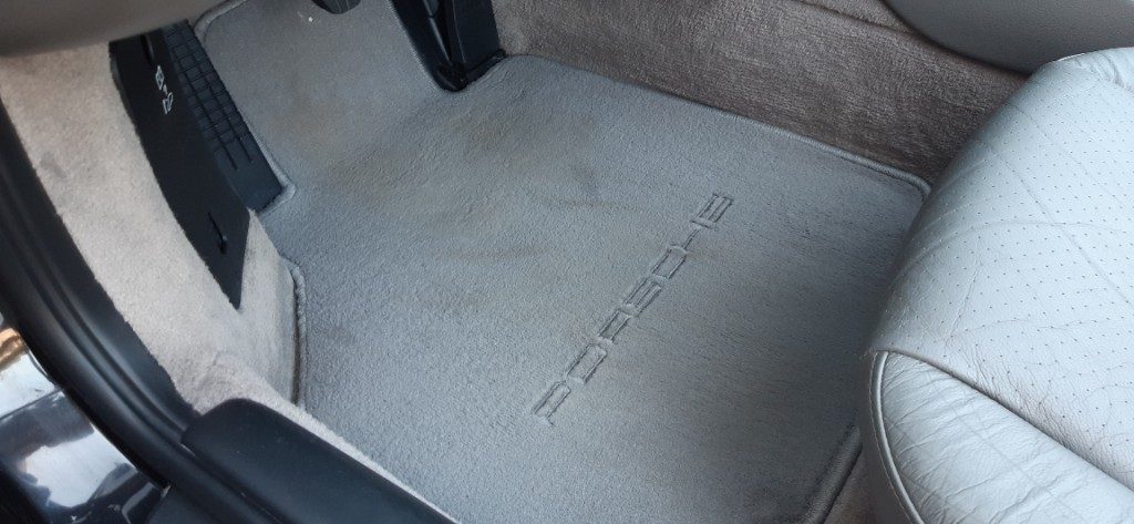 PORSCHE 911 CABRIO - SOLO 39.012 KM DA NUOVA - HARD-TOP - 38