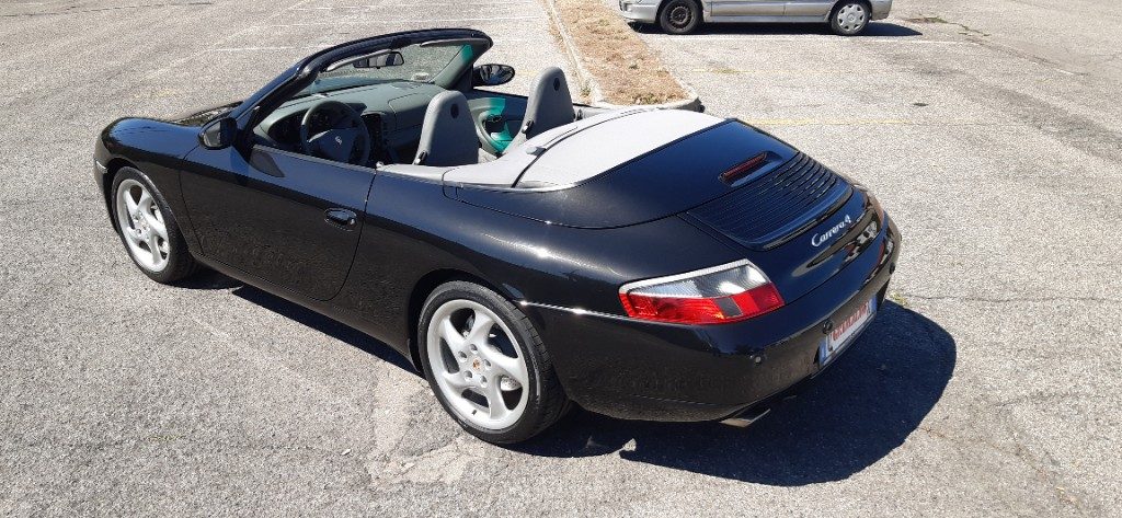 PORSCHE 996 CABRIO - CARRERA 4 - 3