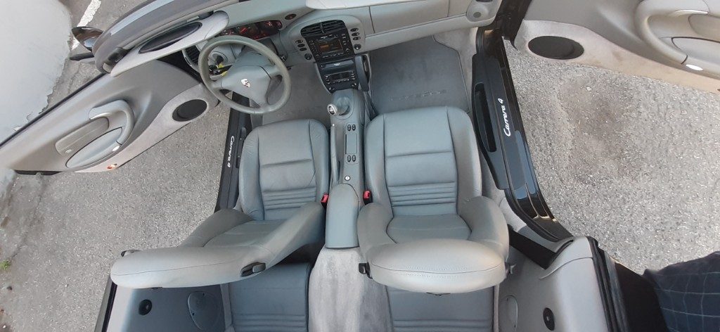 PORSCHE 996 CABRIO - CARRERA 4 - 51