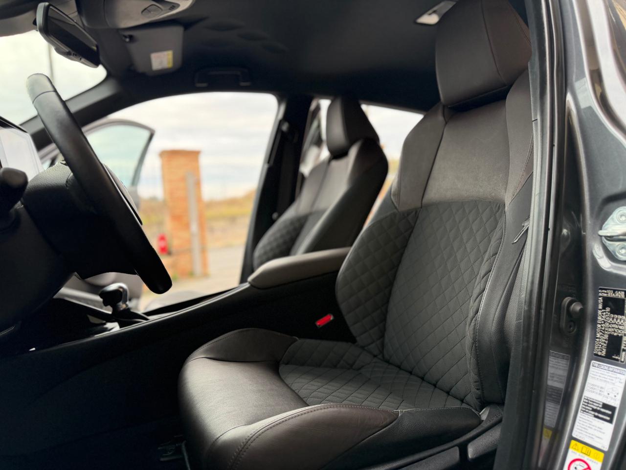 TOYOTA C-HR 1.8 Hybrid E-CVT Lounge SPORT (NESSUN VINCOLO) - 13