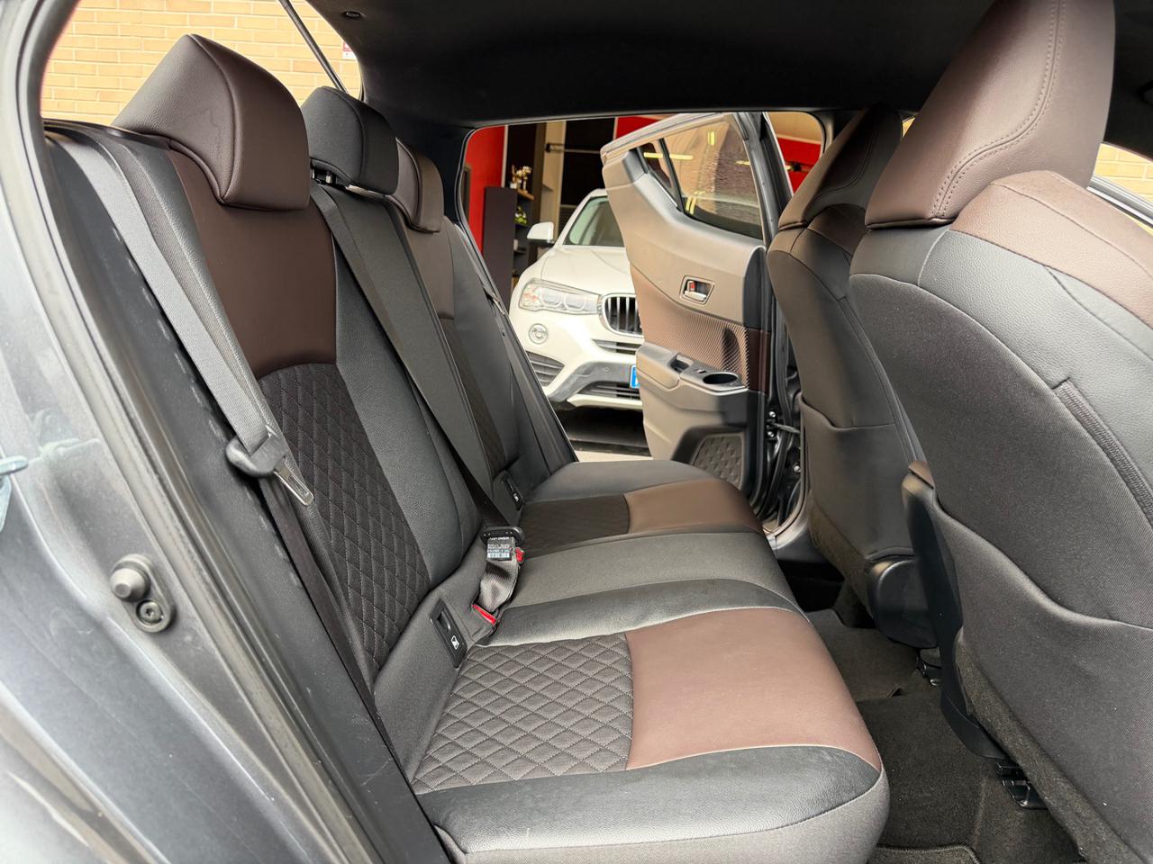 TOYOTA C-HR 1.8 Hybrid E-CVT Lounge SPORT (NESSUN VINCOLO) - 9