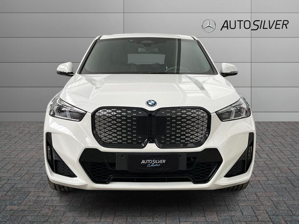 BMW iX1 xDrive 30 Msport - 3