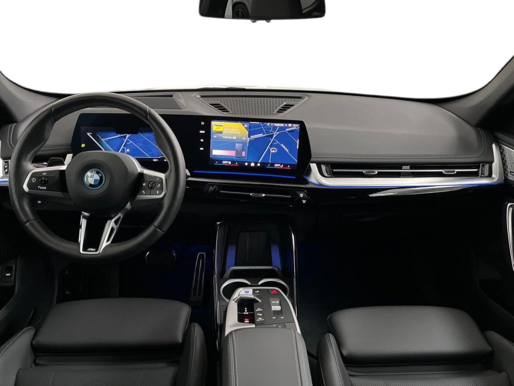 BMW iX1 xDrive 30 Msport - 9